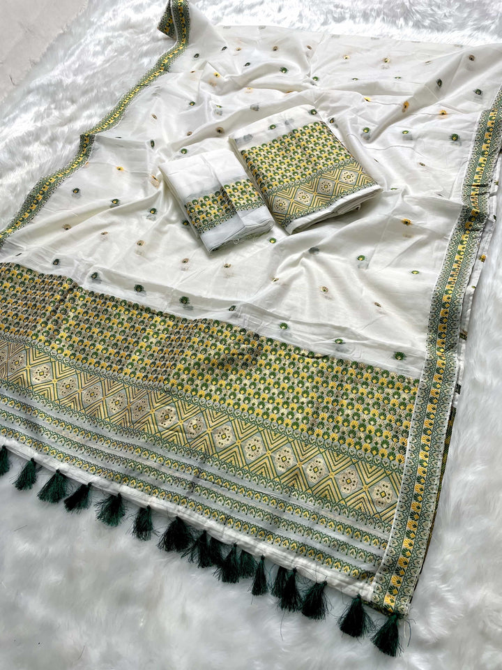 Weaving White Dhaga-Jari Work Work AC Cotton* Mekhela Sador