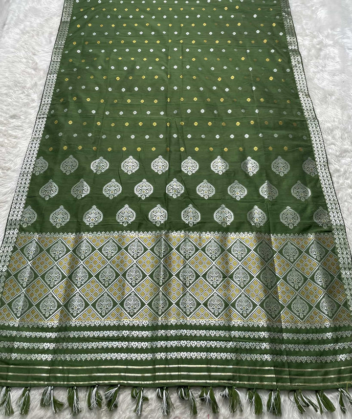 Ready-To-Wear Silver-Gold Guna Super Cotton* Mekhela Sador