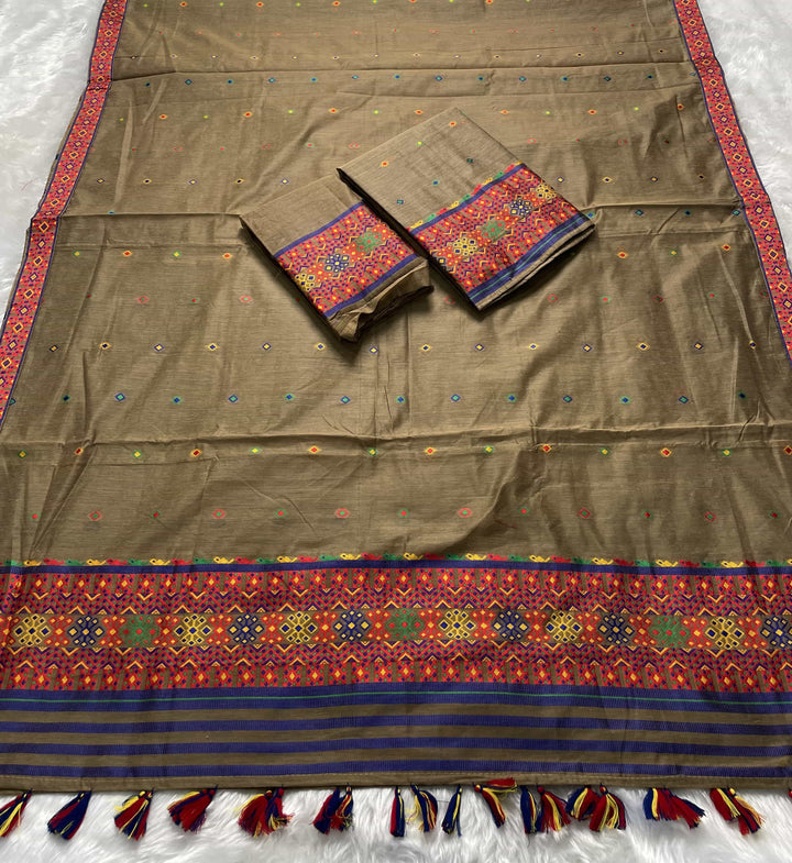Ready-To-Wear Multi-Dhaga Work AC Cotton* Mekhela Sador