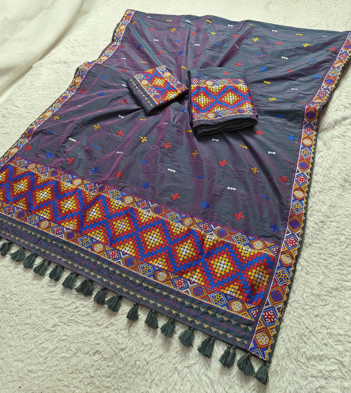 Ready-To-Wear Multi-Dhaga Work Super Cotton* Mekhela Sador