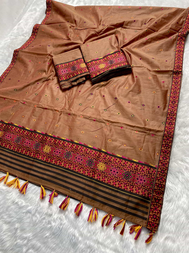 Ready-To-Wear Multi-Dhaga Work AC Cotton* Mekhela Sador