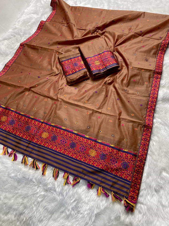 Ready-To-Wear Multi-Dhaga Work AC Cotton* Mekhela Sador