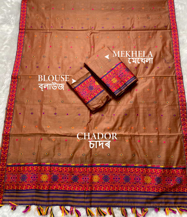 Ready-To-Wear Multi-Dhaga Work AC Cotton* Mekhela Sador