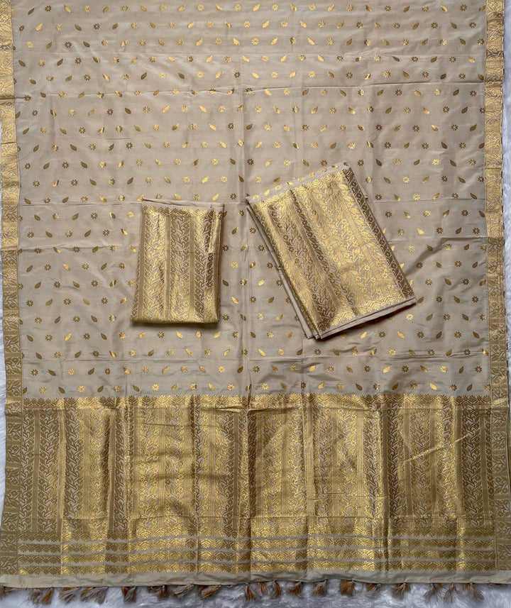 Ready-To-Wear Gold Guna Super Cotton* Mekhela Sador