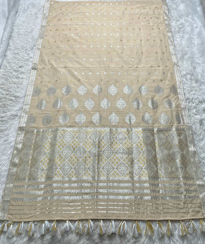 Ready-To-Wear Silver-Gold Guna Super Cotton* Mekhela Sador