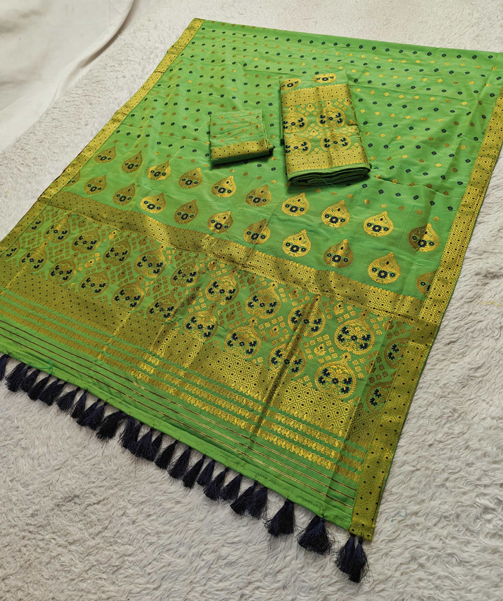 Ready-To-Wear Gold Jari Super Cotton* Mekhela Sador