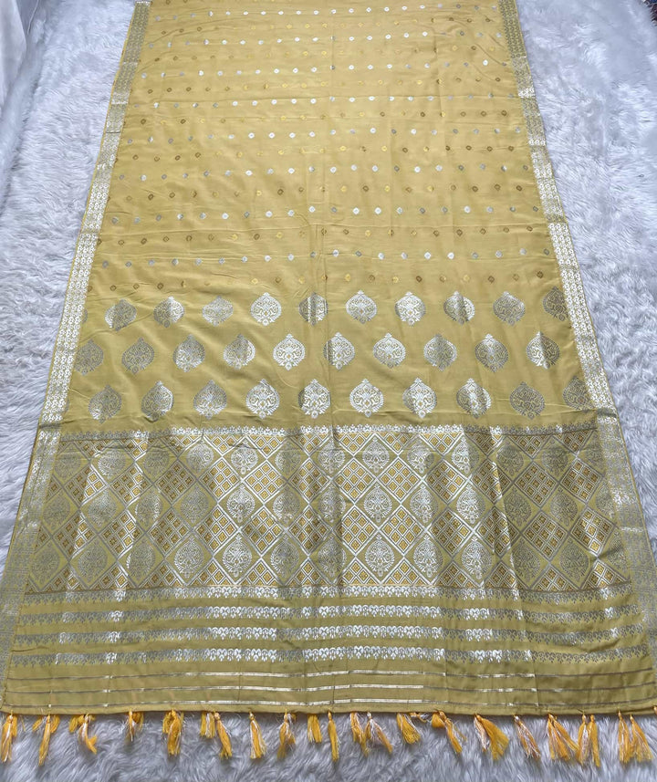 Ready-To-Wear Silver-Gold Guna Super Cotton* Mekhela Sador