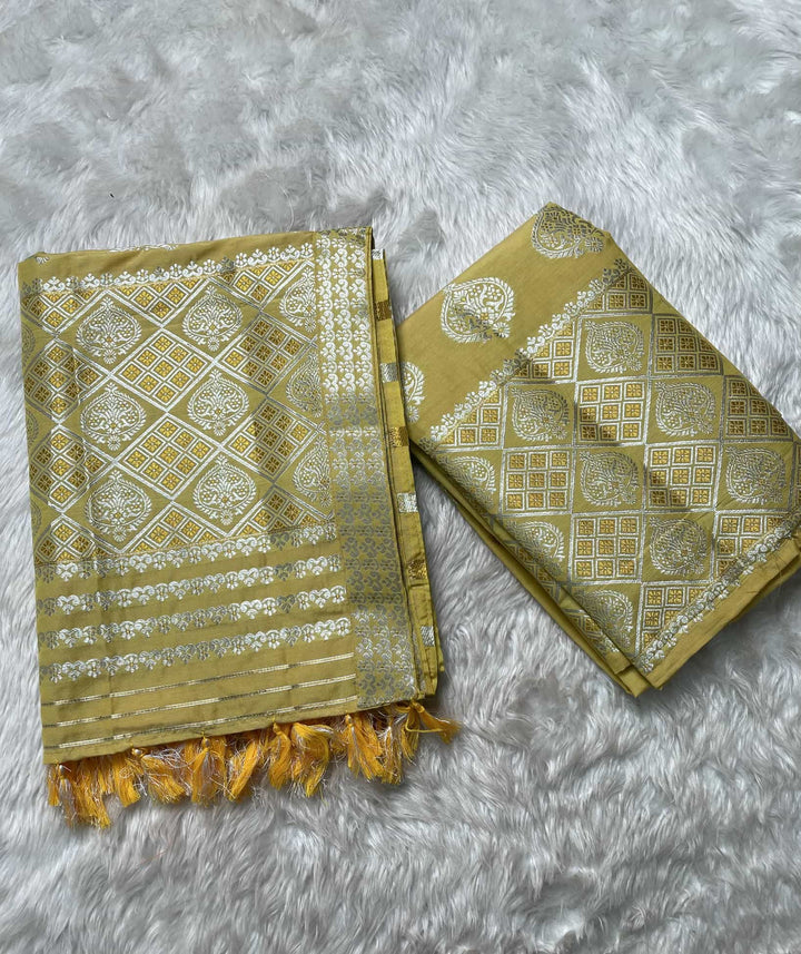Ready-To-Wear Silver-Gold Guna Super Cotton* Mekhela Sador