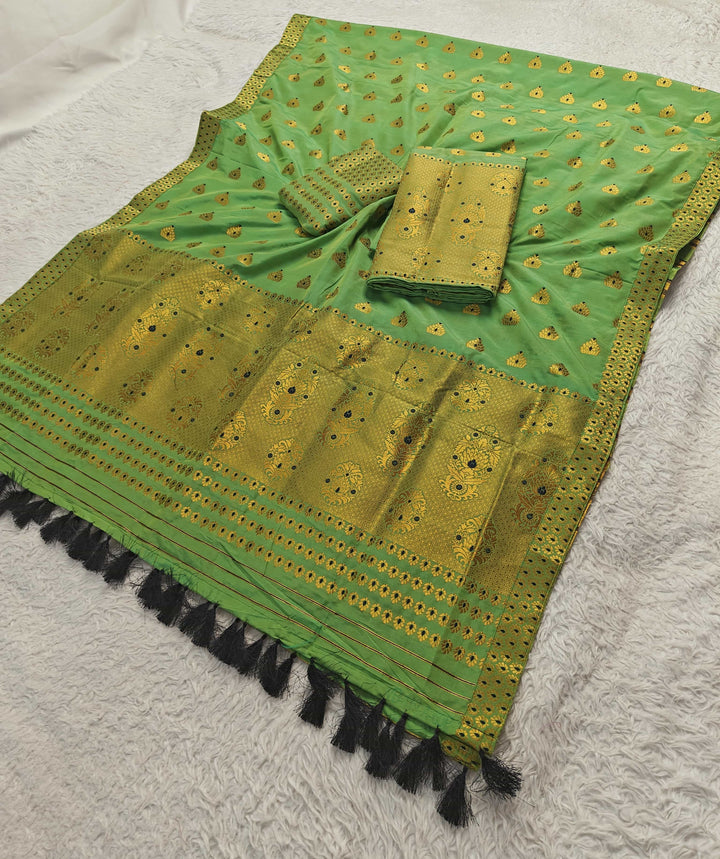 Ready-To-Wear Silver Gold Super Cotton* Mekhela Sador