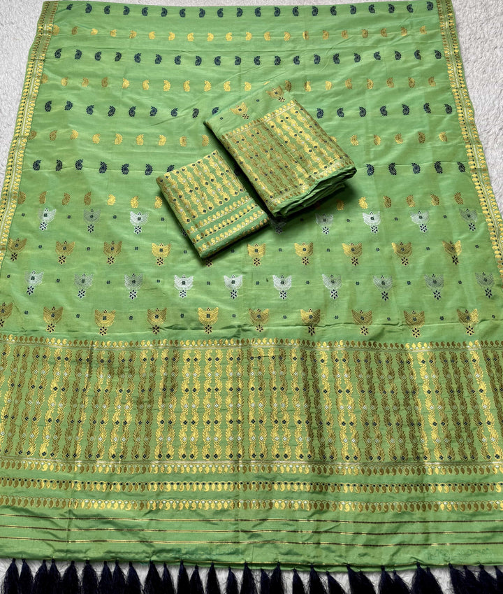 Ready-To-Wear Silver Silver Super Cotton* Mekhela Sador