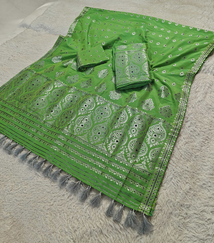 Ready-To-Wear Silver Jari Super Cotton* Mekhela Sador