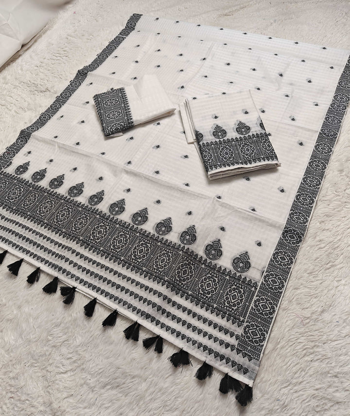 Ready-To-Wear Cotton Checks* Mekhela Sador