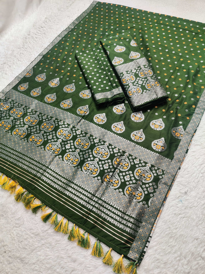 Ready-To-Wear Silver Jari Super Cotton* Mekhela Sador