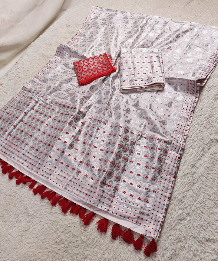 Ready-To-Wear Mix Set Mekhela Sador - Contrast Blouse
