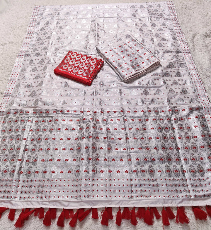 Ready-To-Wear Mix Set Mekhela Sador - Contrast Blouse