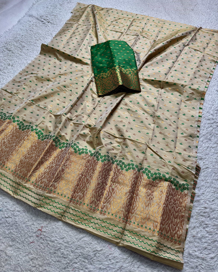 Muga* Contrast Mix Set Mekhela Sador