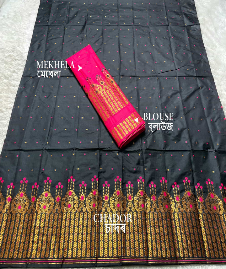 Contrast Mix Set Mekhela Sador