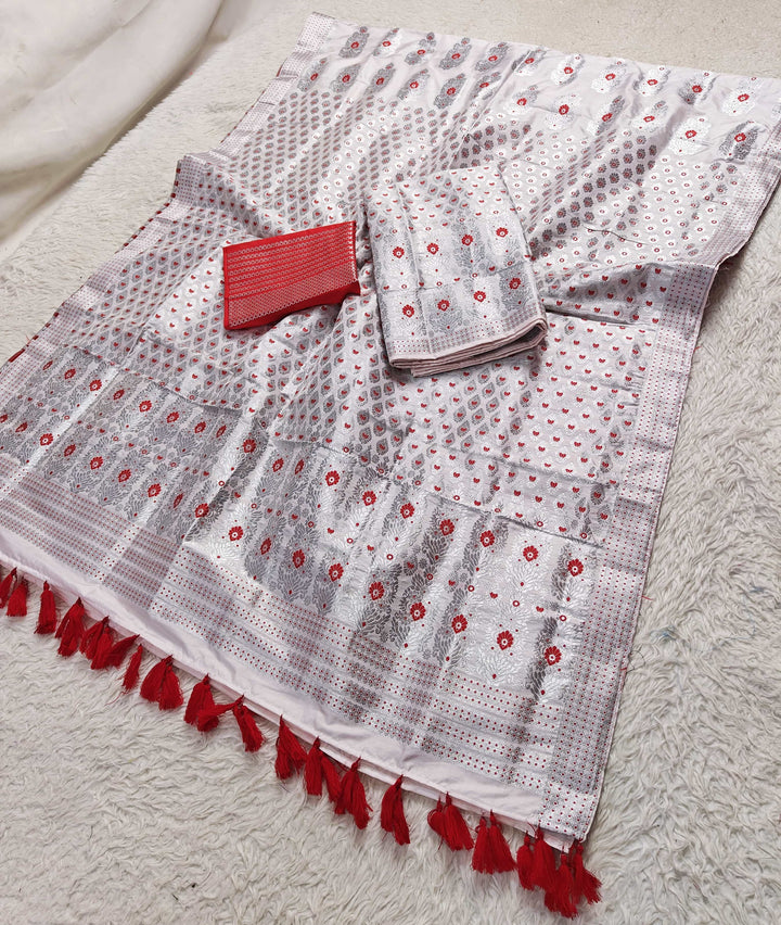 Ready-To-Wear Mix Set Mekhela Sador - Contrast Blouse