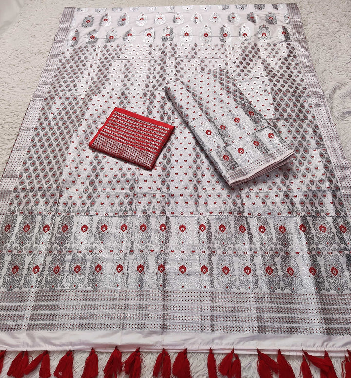 Ready-To-Wear Mix Set Mekhela Sador - Contrast Blouse
