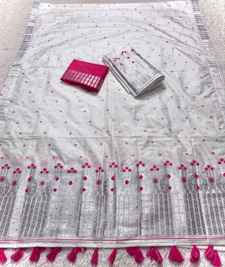 Ready-To-Wear Mix Set Mekhela Sador - Contrast Rani Blouse