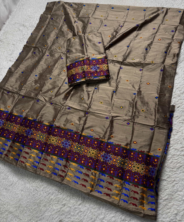 Multi-Dhaga Work Mix Set Mekhela Sador