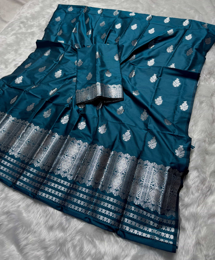 Silver Jari Mix Set Mekhela Sador