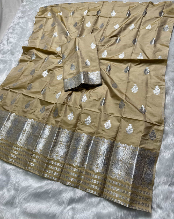 Silver Jari Mix Set Mekhela Sador