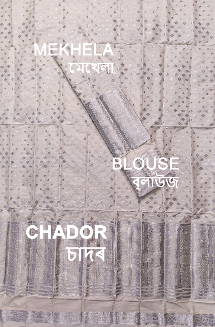 White Mix Set Mekhela Sador