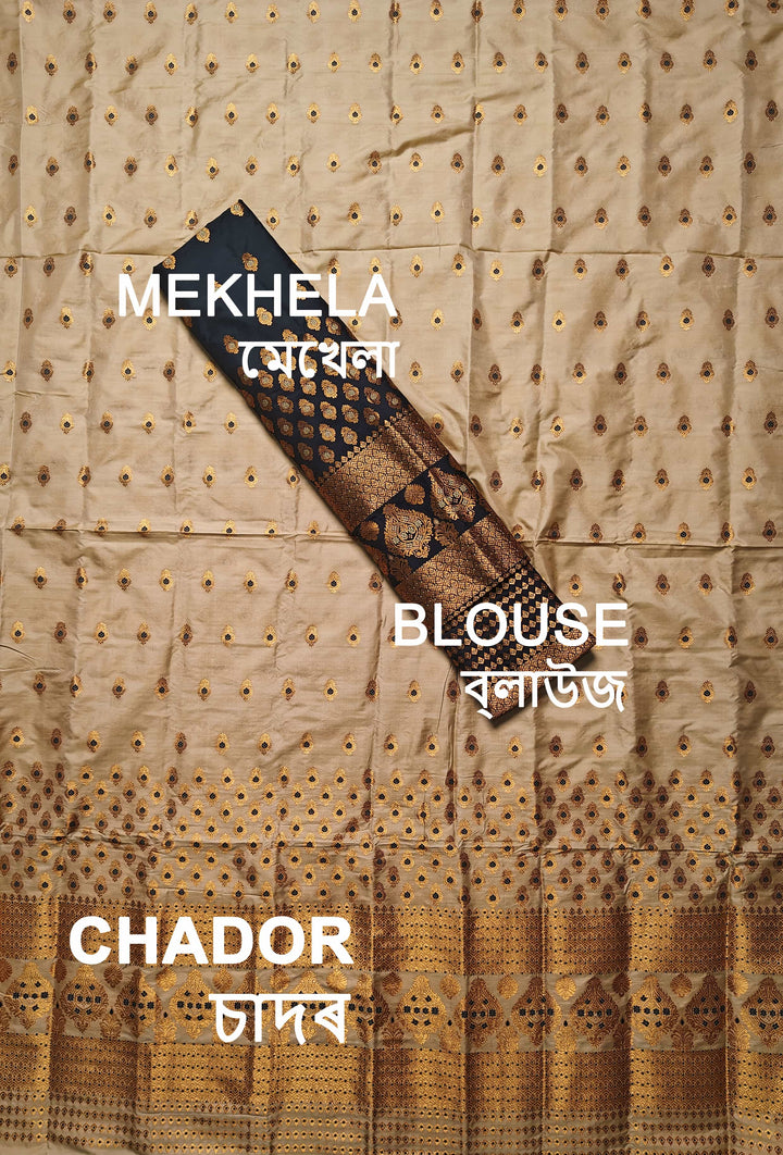 Muga* Contrast Mix Set Mekhela Sador