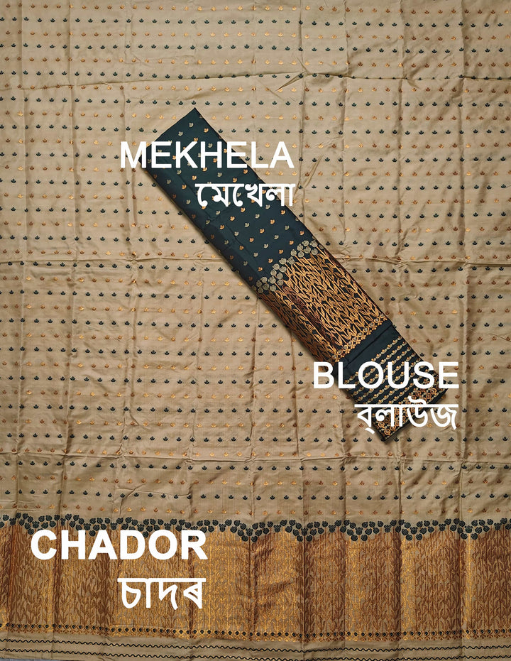 Muga* Contrast Mix Set Mekhela Sador