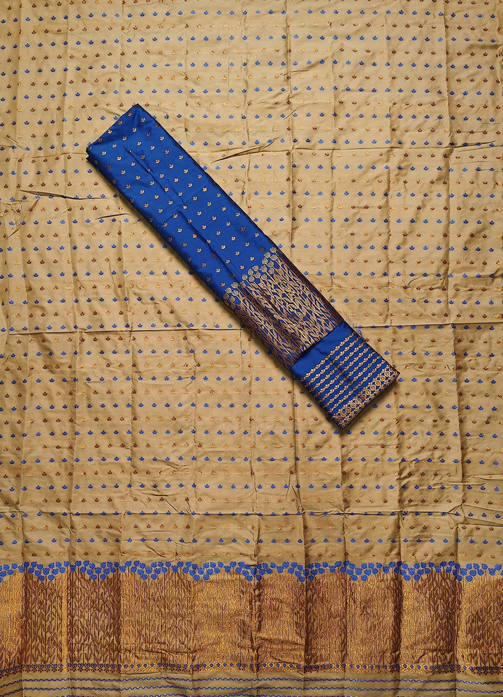 Muga* Contrast Mix Set Mekhela Sador