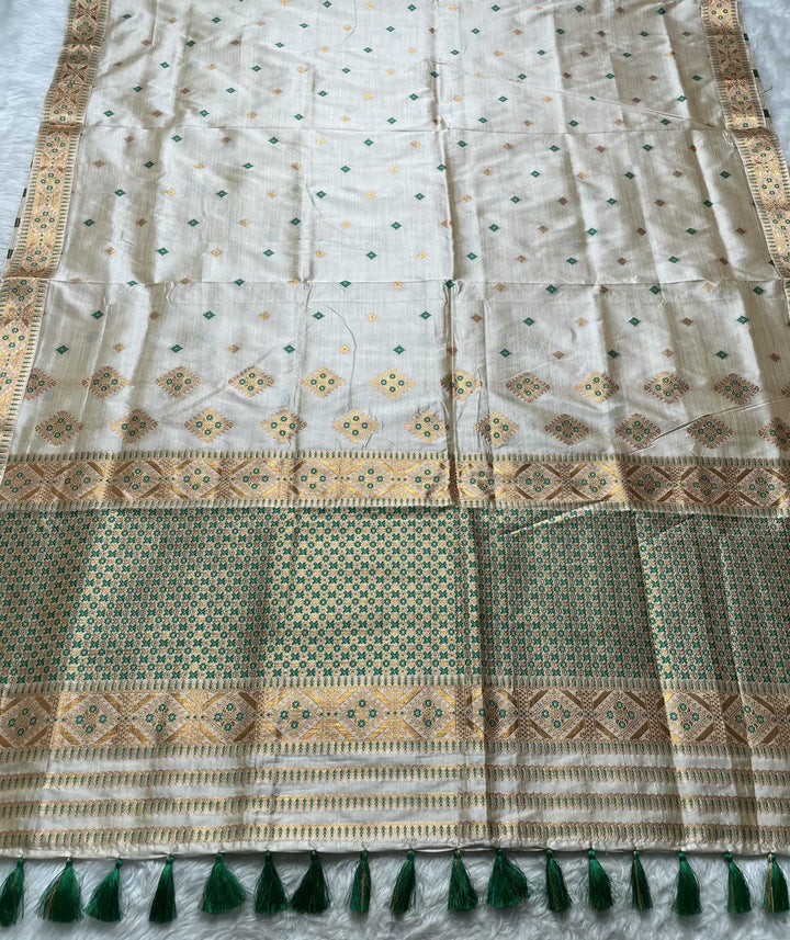 Soft Art Toss Woven Jaintia-Styled Saree
