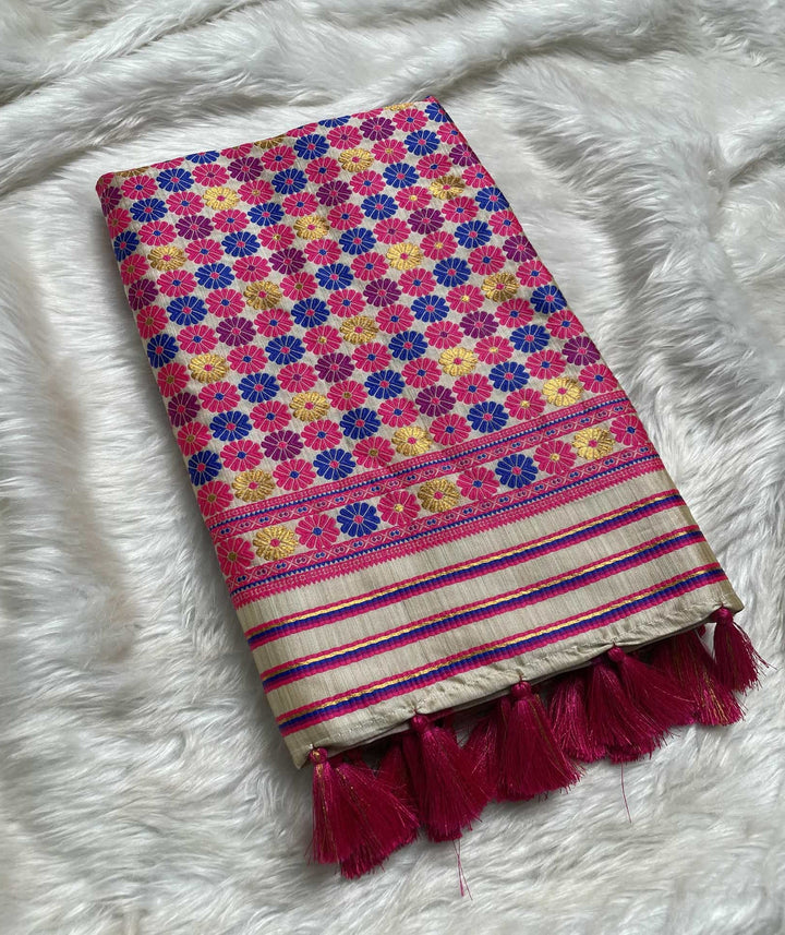 Soft Art Toss Woven Assamese-Styled Saree