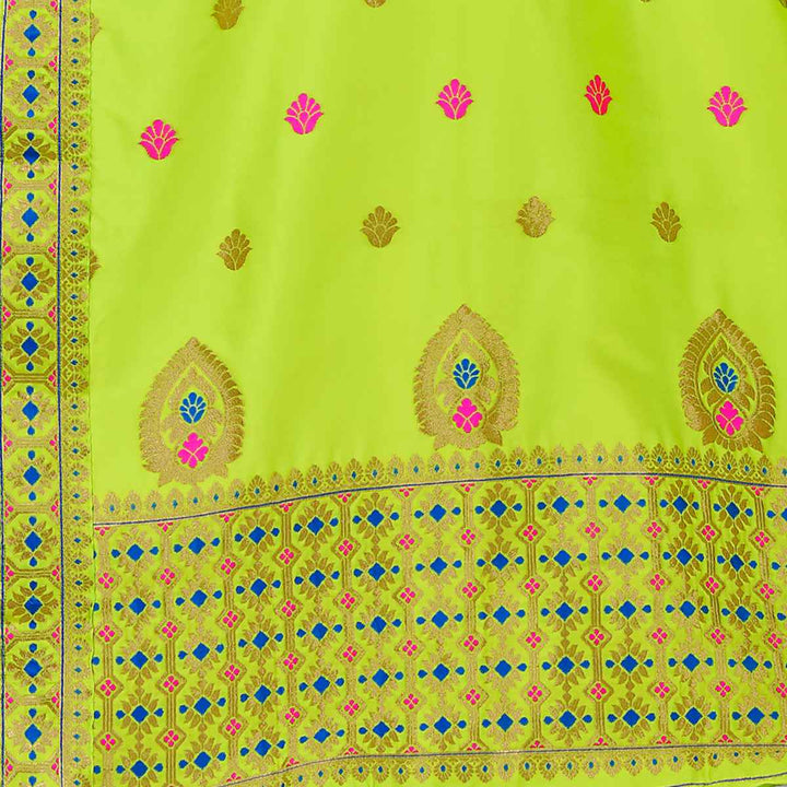 Silver Guna & Dhaga Mina Poly Set Mekhela Sador