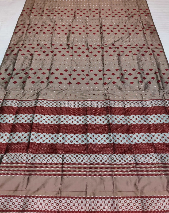 Contrast Mix Set Mekhela Sador