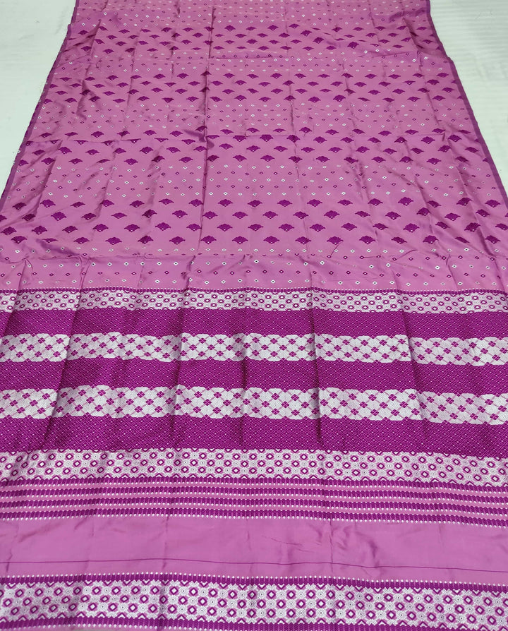 Contrast Mix Set Mekhela Sador