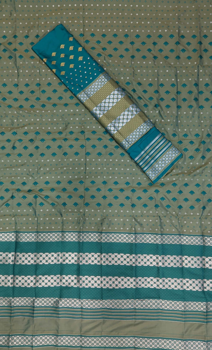 Contrast Mix Set Mekhela Sador