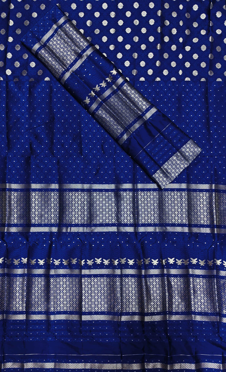 সূতাৰ- কাম (Dhaga-Work) মিক্স ছেট মেখলা চাদৰ