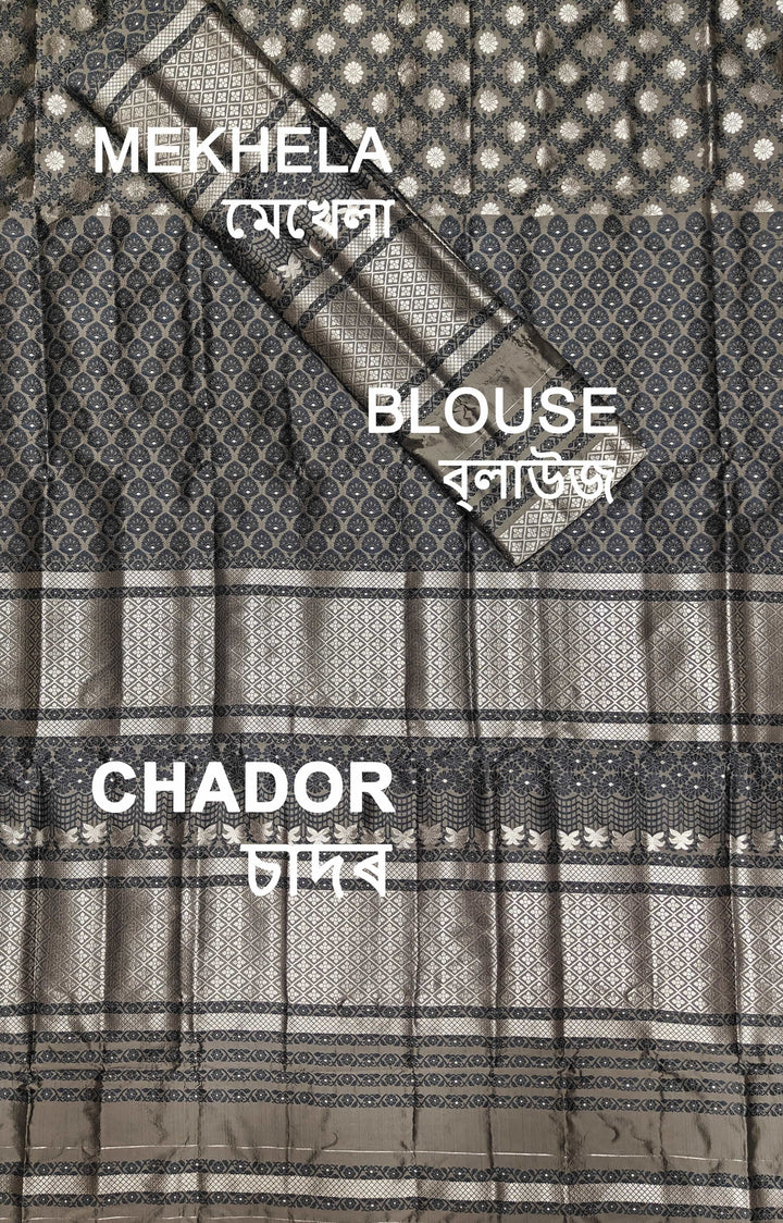 সূতাৰ- কাম (Dhaga-Work) মিক্স ছেট মেখলা চাদৰ
