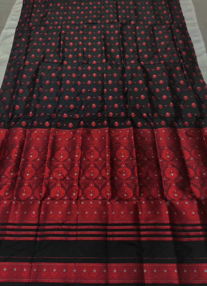 ৰং কৰা গুনা মিক্স ছেট মেখলা চাদৰ