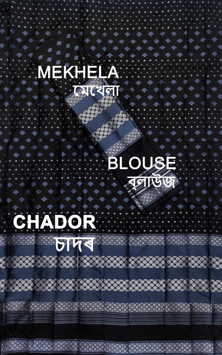 সূতাৰ- কাম (Dhaga-Work) মিক্স ছেট মেখলা চাদৰ