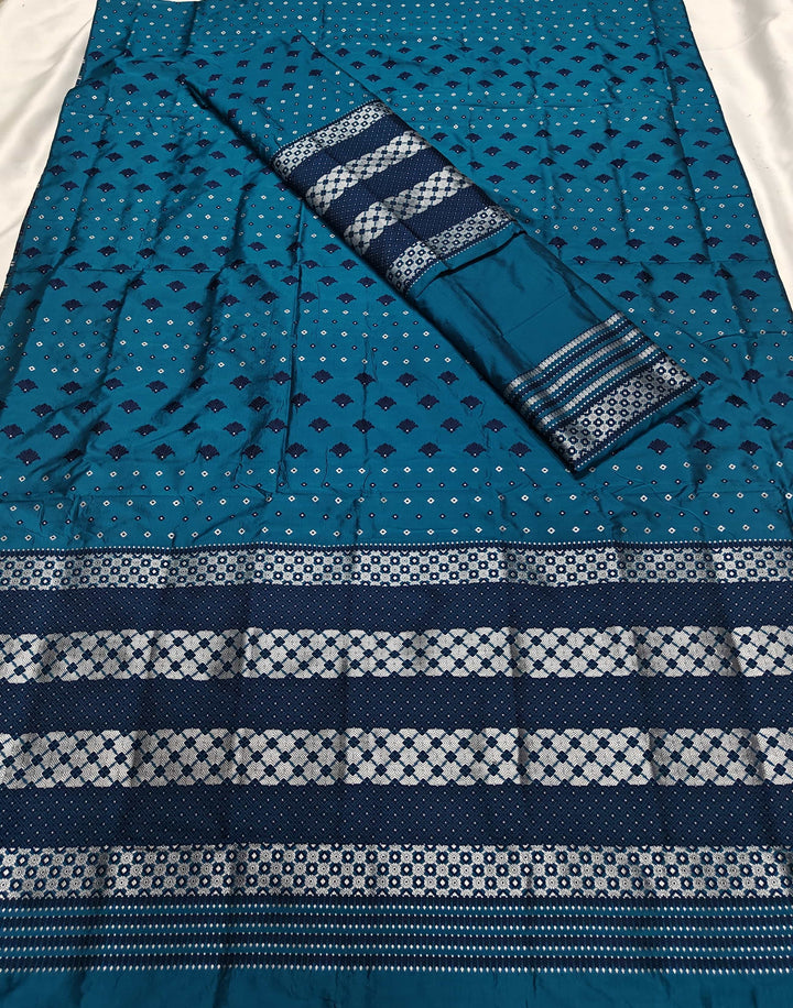 সূতাৰ- কাম (Dhaga-Work) মিক্স ছেট মেখলা চাদৰ
