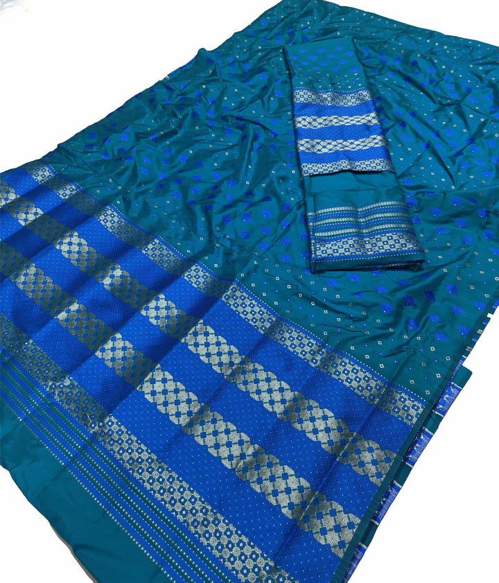 সূতাৰ- কাম (Dhaga-Work) মিক্স ছেট মেখলা চাদৰ