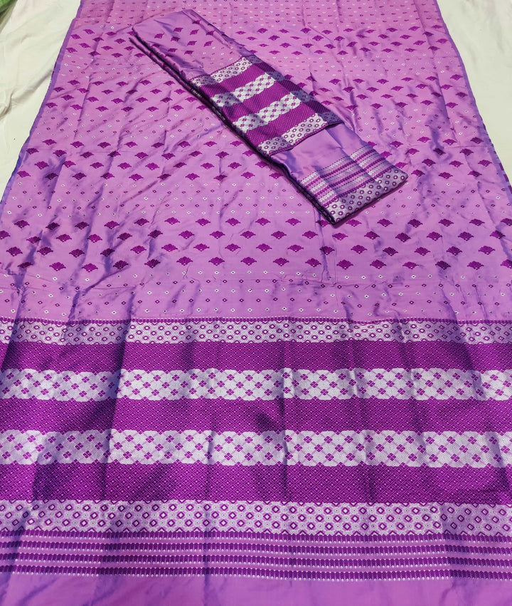 সূতাৰ- কাম (Dhaga-Work) মিক্স ছেট মেখলা চাদৰ