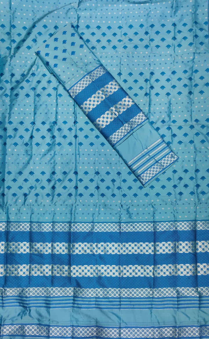 সূতাৰ- কাম (Dhaga-Work) মিক্স ছেট মেখলা চাদৰ