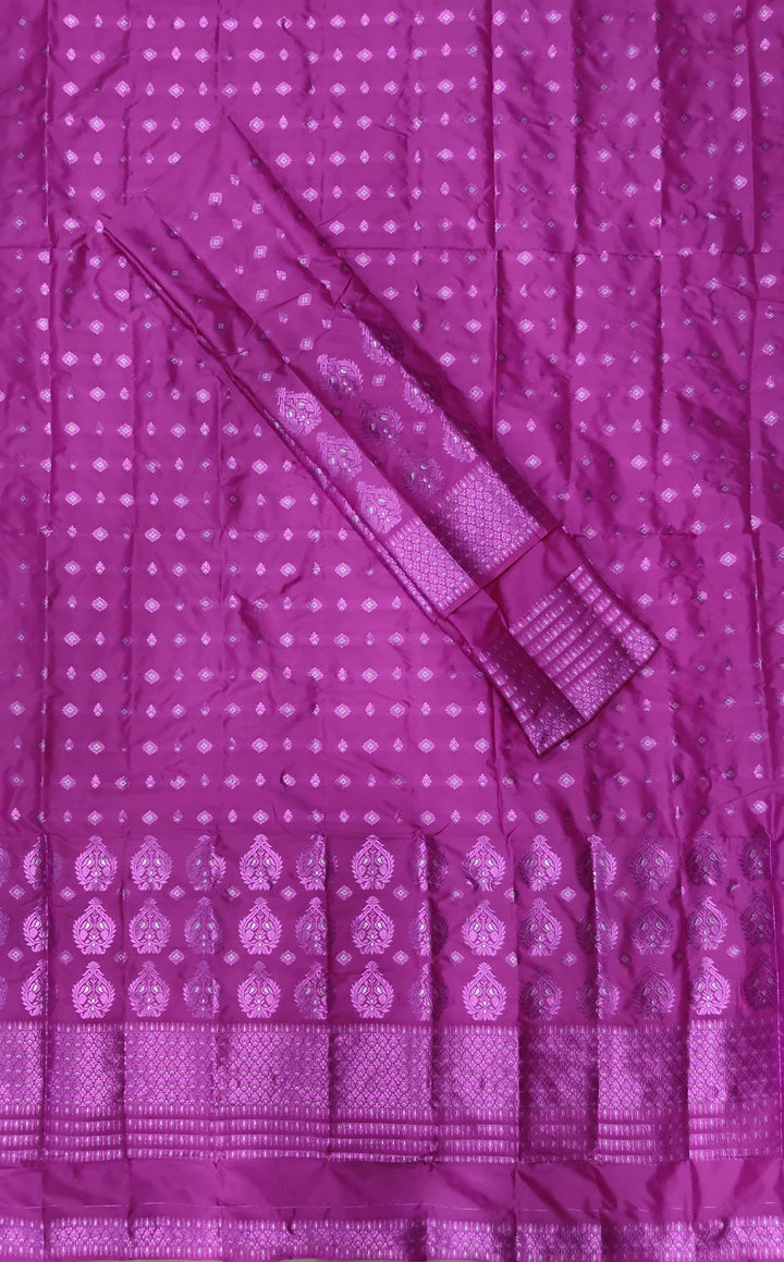 ৰং কৰা গুনা মিক্স ছেট মেখলা চাদৰ
