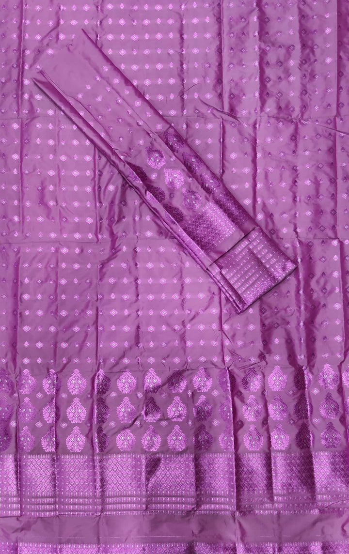 ৰং কৰা গুনা মিক্স ছেট মেখলা চাদৰ