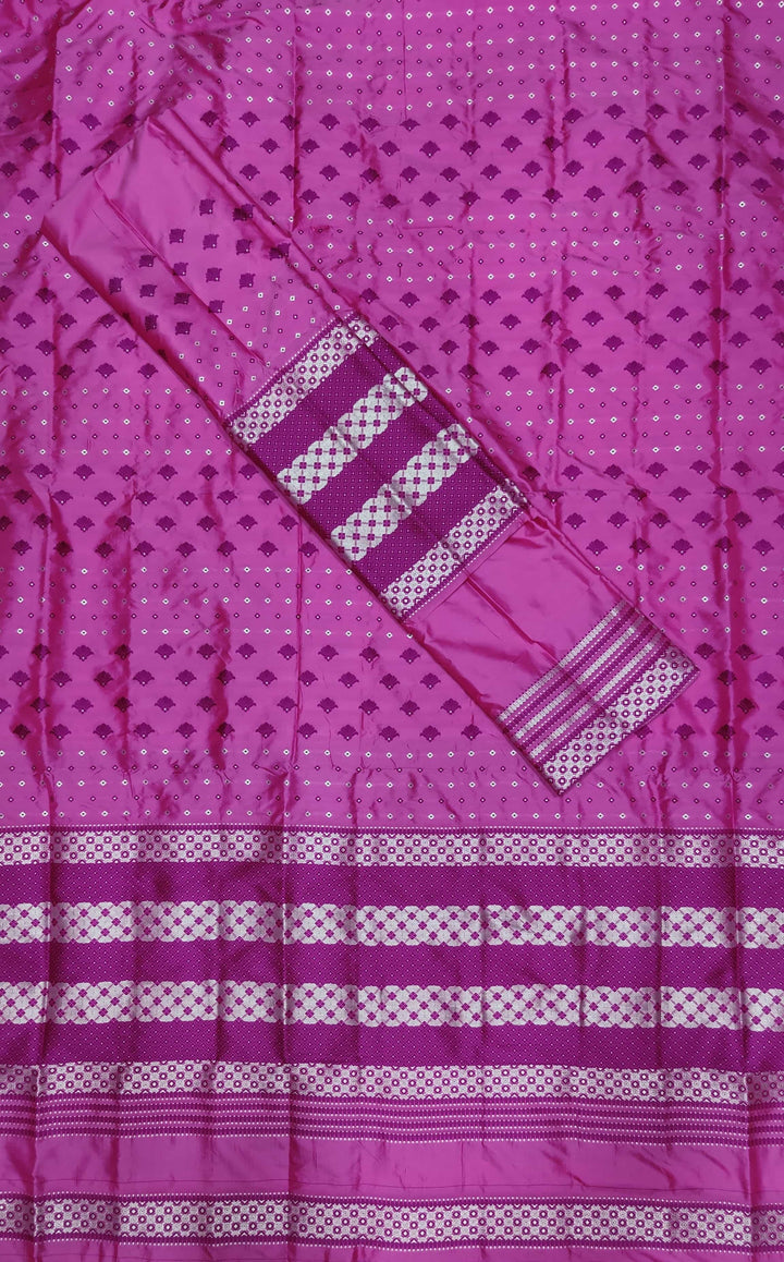 সূতাৰ- কাম (Dhaga-Work) মিক্স ছেট মেখলা চাদৰ