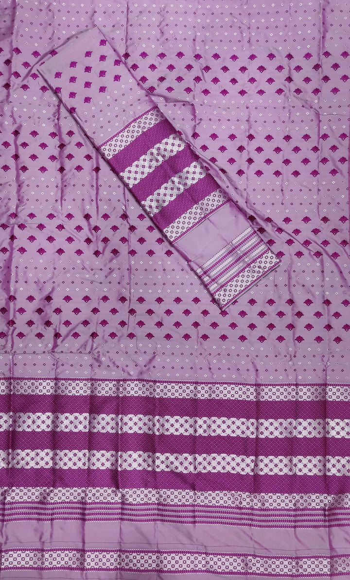 সূতাৰ- কাম (Dhaga-Work) মিক্স ছেট মেখলা চাদৰ