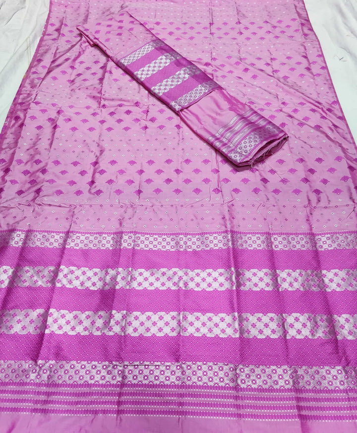 সূতাৰ- কাম (Dhaga-Work) মিক্স ছেট মেখলা চাদৰ